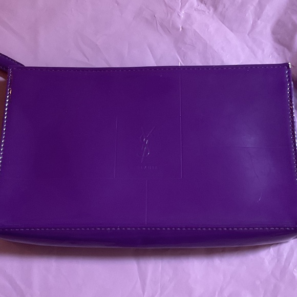 Yves Saint Laurent Beaute Vibrant Purple clutch/cosmetic bag. - Picture 1 of 6